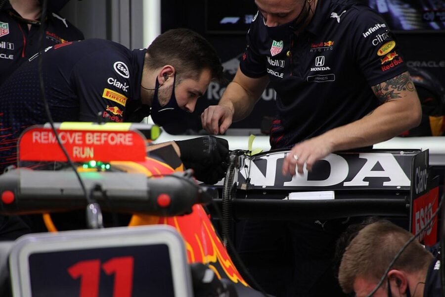Red Bull F1, espera resolver os problemas da asa