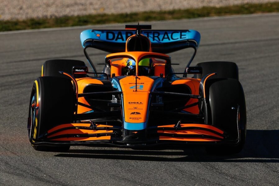 Carro da McLaren em Barcelona