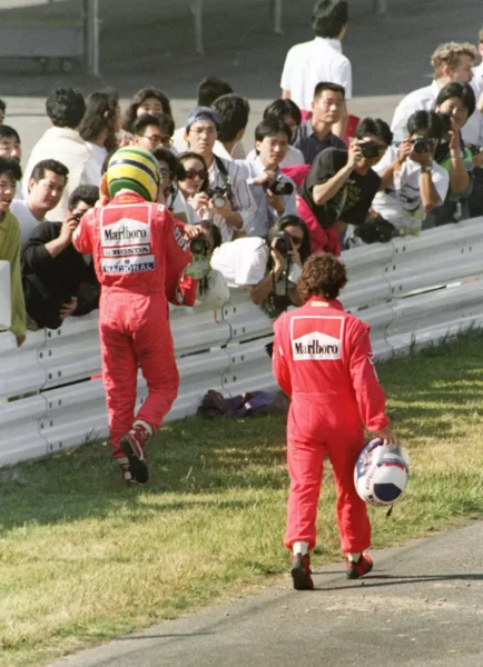 Ayrton Senna bi mundial no Japão 1990