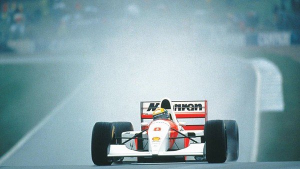 Ayrton Senna a melhorar volta da história da F1