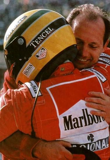 Ayrton Senna vence o GP do Japão em 1993