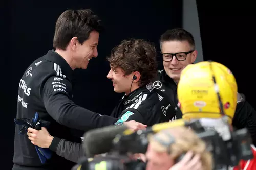 Kimi Antonelli: 20 anos, seis vitórias e uma comparação que arrepia os fãs de F1