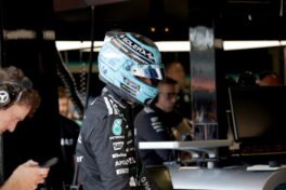 Russell domina o TL2 em Baku, Mercedes faz dobradinha e Lindblad bate novamente